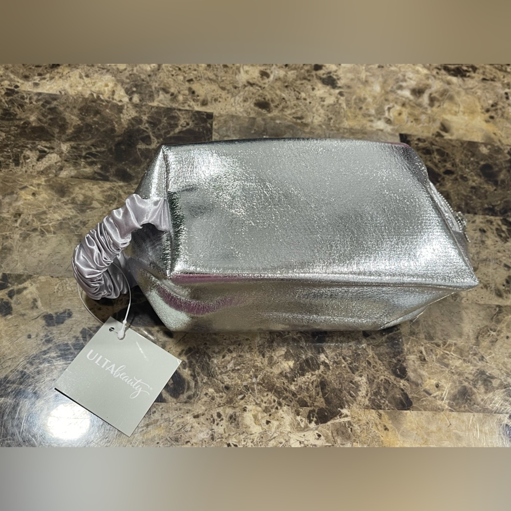 NWT Ulta Makeup/Cosmetic Bag